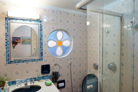 Casa para alugar com 240m², 5 quartos e 2 vagas Casa para alugar com 240m², 5 quartos e 2 vagasBanheiro 2 da Suíte 2