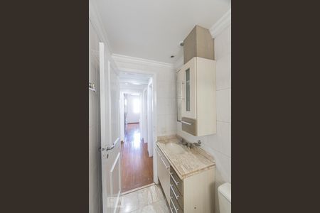 Apartamento para alugar com 93m², 3 quartos e 2 vagas Apartamento para alugar com 93m², 3 quartos e 2 vagasBanheiro Social