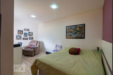 Casa à venda com 500m², 5 quartos e 8 vagasQuarto 1 suíte