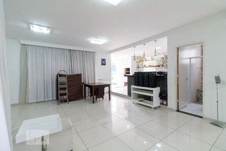 Casa à venda com 500m², 5 quartos e 8 vagasEspaço gourmet