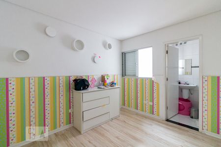 Casa à venda com 500m², 5 quartos e 8 vagasQuarto 3 suíte