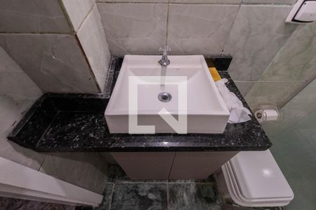 Apartamento à venda com 99m², 2 quartos e sem vaga Apartamento à venda com 99m², 2 quartos e sem vagaBanheiro