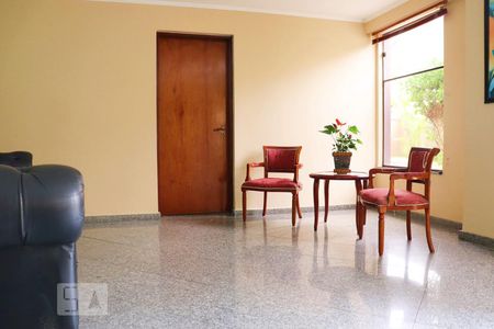 Apartamento à venda com 132m², 3 quartos e 2 vagasÁrea de Serviço