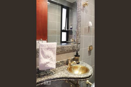 Apartamento à venda com 132m², 3 quartos e 2 vagasLavabo 1