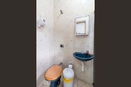 Casa à venda com 180m², 3 quartos e 1 vagaBanheiro quarto 2 suíte