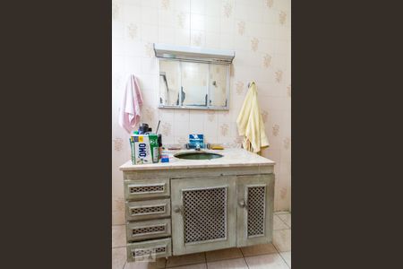 Casa à venda com 180m², 3 quartos e 1 vagaBanheiro social