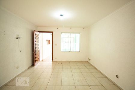 Sala de casa para alugar com 2 quartos, 110m² em Vila Firmiano Pinto, São Paulo