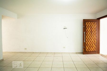 Sala de casa para alugar com 2 quartos, 110m² em Vila Firmiano Pinto, São Paulo