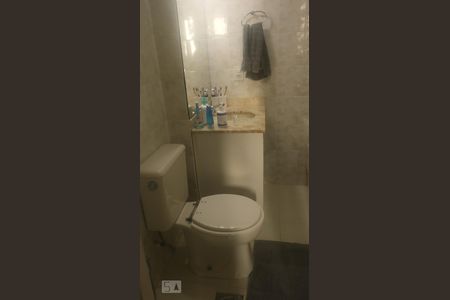 Banheiro da Suite de apartamento para alugar com 3 quartos, 97m² em Icaraí, Niterói
