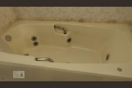 Banheira da Suite de apartamento para alugar com 3 quartos, 97m² em Icaraí, Niterói