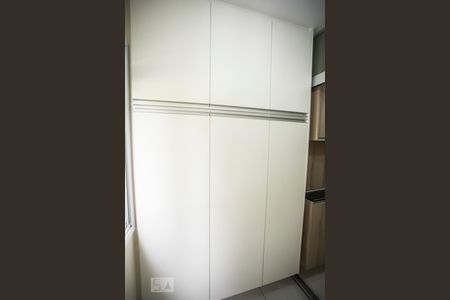 Apartamento à venda com 49m², 1 quarto e 1 vagaÁrea de Serviço - Armários