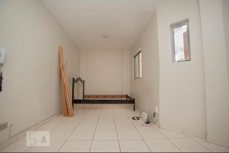 Sala/Quarto de apartamento para alugar com 1 quarto, 31m² em Bigorrilho, Curitiba