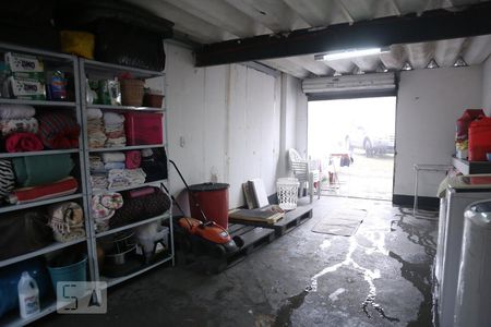 Casa à venda com 240m², 2 quartos e 5 vagasLavanderia