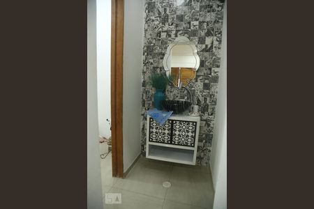 Casa à venda com 240m², 2 quartos e 5 vagasLavabo