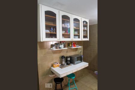 Apartamento à venda com 221m², 3 quartos e 2 vagas Apartamento à venda com 221m², 3 quartos e 2 vagasCozinha