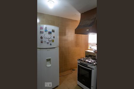 Apartamento à venda com 221m², 3 quartos e 2 vagas Apartamento à venda com 221m², 3 quartos e 2 vagasCozinha