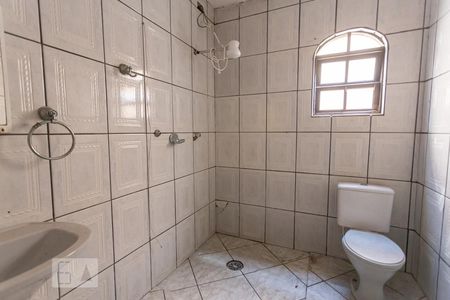 Casa à venda com 110m², 3 quartos e 1 vagaBanheiro