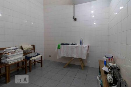 Casa à venda com 500m², 4 quartos e 6 vagas Casa à venda com 500m², 4 quartos e 6 vagasQuarto de Serviço