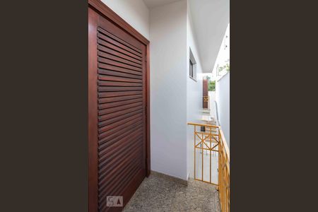 Casa à venda com 500m², 4 quartos e 6 vagas Casa à venda com 500m², 4 quartos e 6 vagasSacada da Suíte 2