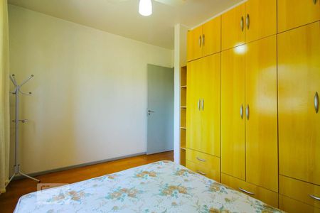 Quarto 2 de apartamento para alugar com 2 quartos, 56m² em Protásio Alves, Porto Alegre