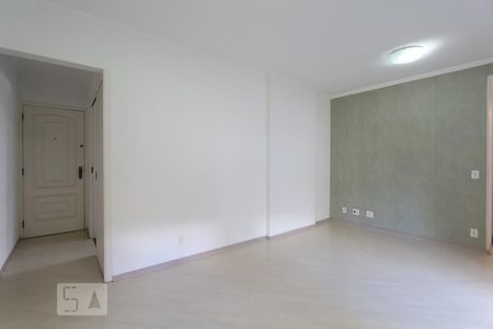 Sala de apartamento para alugar com 3 quartos, 86m² em Vila Suzana, São Paulo