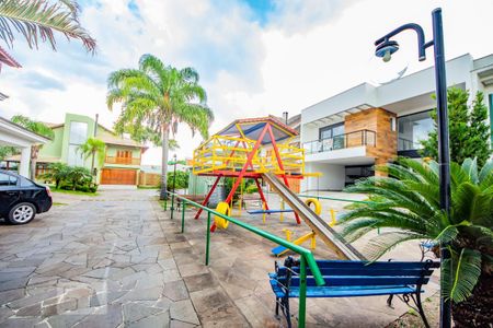 Casa de condomínio à venda com 200m², 3 quartos e 2 vagasÁrea Comum - Playground