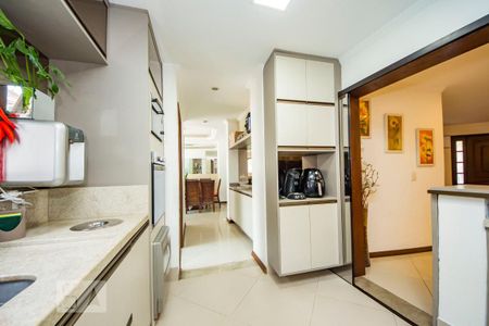 Casa de condomínio à venda com 200m², 3 quartos e 2 vagasCozinha