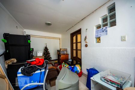 Casa de condomínio à venda com 200m², 3 quartos e 2 vagasGaragem