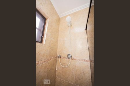 Casa de condomínio à venda com 200m², 3 quartos e 2 vagasBanheiro 2