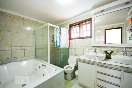 Casa de condomínio à venda com 200m², 3 quartos e 2 vagasBanheiro 3