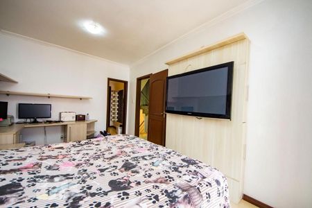 Casa de condomínio à venda com 200m², 3 quartos e 2 vagasquarto 2