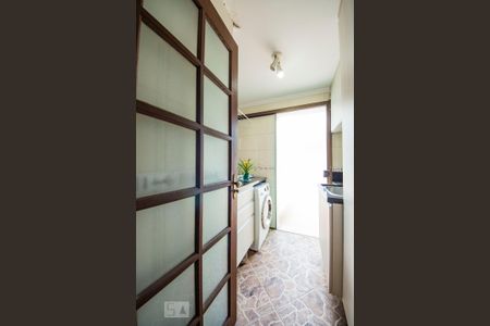 Casa de condomínio à venda com 200m², 3 quartos e 2 vagasLavanderia