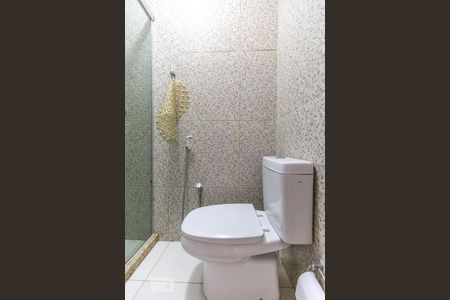 Apartamento à venda com 115m², 2 quartos e sem vaga Apartamento à venda com 115m², 2 quartos e sem vagaLavabo