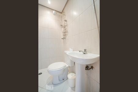 Apartamento à venda com 142m², 3 quartos e 3 vagas Apartamento à venda com 142m², 3 quartos e 3 vagasBanheiro de serviço