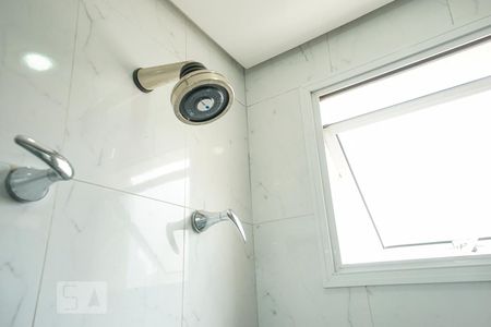 Apartamento à venda com 142m², 3 quartos e 3 vagas Apartamento à venda com 142m², 3 quartos e 3 vagasDetalhe banheiro suíte 01