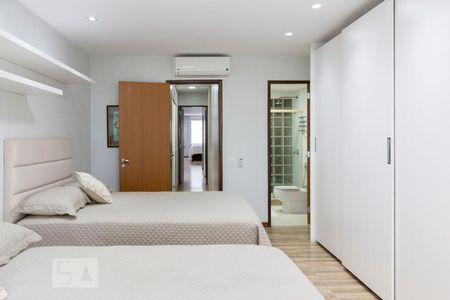 Casa à venda com 280m², 3 quartos e 1 vagaSuíte 1