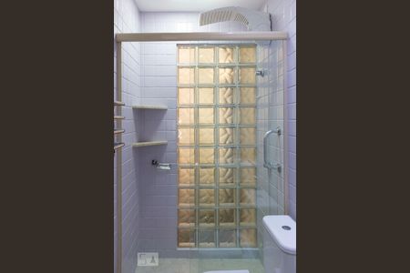 Casa à venda com 280m², 3 quartos e 1 vagaBanheiro da suíte 3