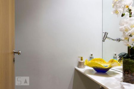 Casa à venda com 280m², 3 quartos e 1 vagaLavabo