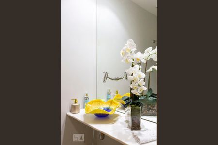 Casa à venda com 280m², 3 quartos e 1 vagaLavabo