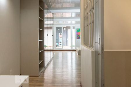 Casa à venda com 280m², 3 quartos e 1 vagaCorredor do terceiro andar