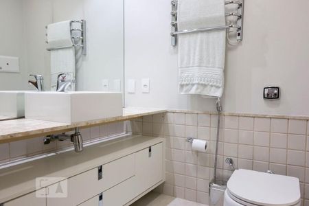 Casa à venda com 280m², 3 quartos e 1 vagaBanheiro 1 da suíte 2