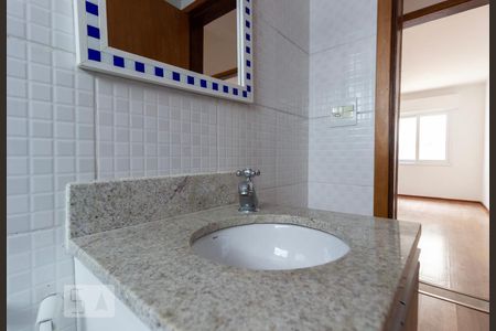 Apartamento à venda com 110m², 3 quartos e 1 vaga Apartamento à venda com 110m², 3 quartos e 1 vagaBanheiro