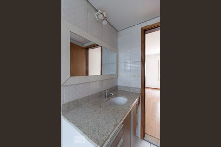 Apartamento à venda com 110m², 3 quartos e 1 vaga Apartamento à venda com 110m², 3 quartos e 1 vagaBanheiro