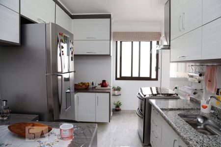 Apartamento à venda com 117m², 4 quartos e 2 vagasCozinha