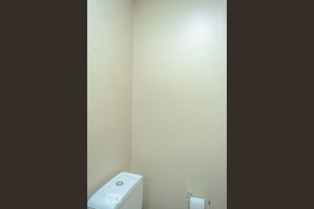 Apartamento à venda com 200m², 3 quartos e 3 vagas Apartamento à venda com 200m², 3 quartos e 3 vagasLavabo