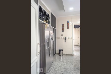 Apartamento à venda com 200m², 3 quartos e 3 vagas Apartamento à venda com 200m², 3 quartos e 3 vagasCozinha
