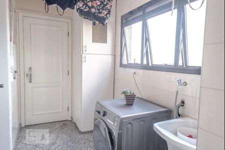 Apartamento à venda com 200m², 3 quartos e 3 vagas Apartamento à venda com 200m², 3 quartos e 3 vagasÁrea de Serviço