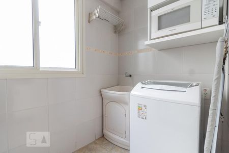 Apartamento à venda com 59m², 1 quarto e 1 vaga Apartamento à venda com 59m², 1 quarto e 1 vagaCozinha e Área de Serviço