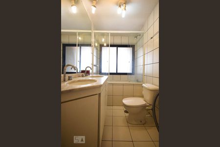 Apartamento para alugar com 61m², 1 quarto e 2 vagas Apartamento para alugar com 61m², 1 quarto e 2 vagasBanheiro suíte