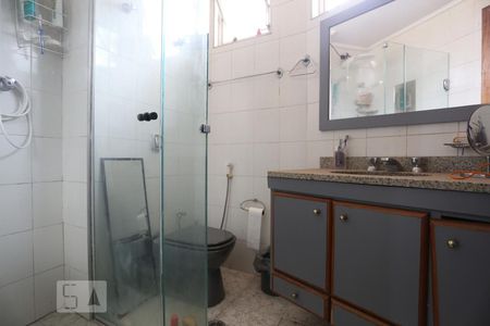 Apartamento à venda com 800m², 5 quartos e 7 vagasBanheiro da Suíte 3